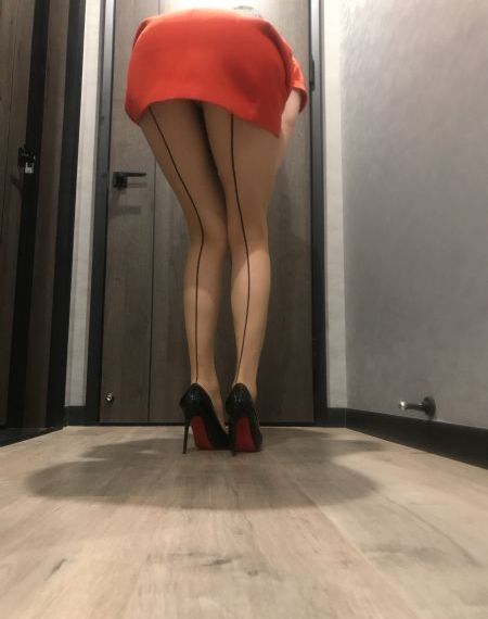 我的美丽女邻居4_剧情片免费电视剧