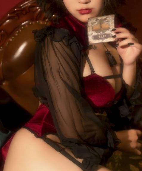 女大学生的沙龙室免费看_DVD在线手机播放
