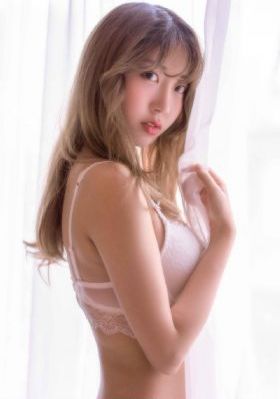 秋霞电网_高清免费观看